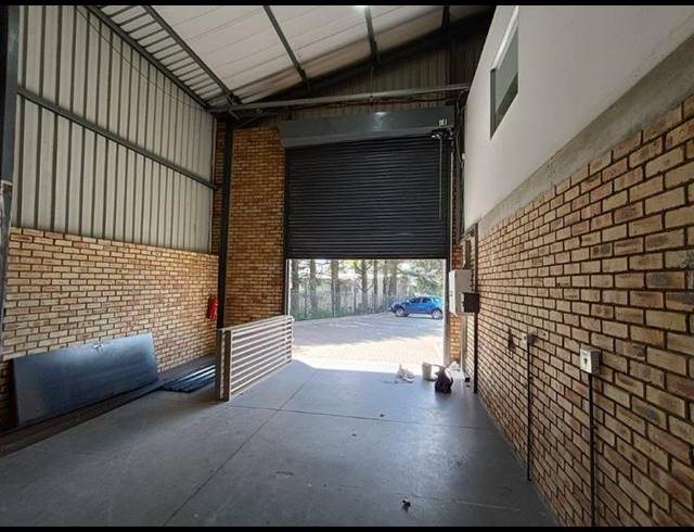 INDUSTRIAL PROPERTY TO RENT IN PRINCESS